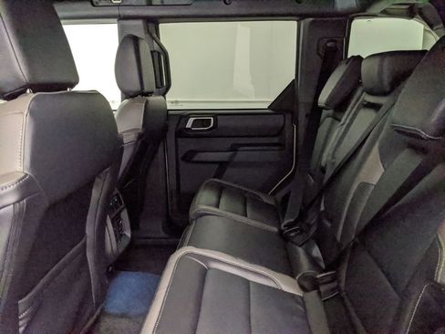 New 2025 Ford Bronco Outer Banks AWD/4WD image 17