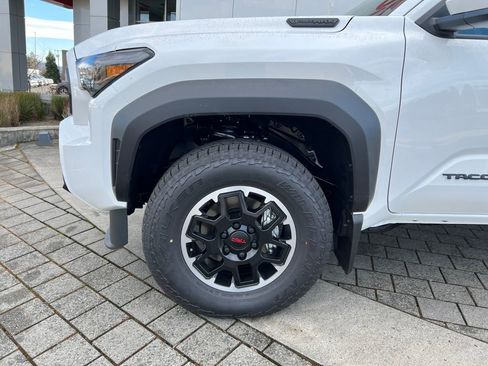 New 2026 Toyota Tacoma 4x4 Double Cab Hybrid image 10