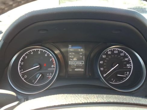 Used 2024 Toyota Camry SE FWD image 19