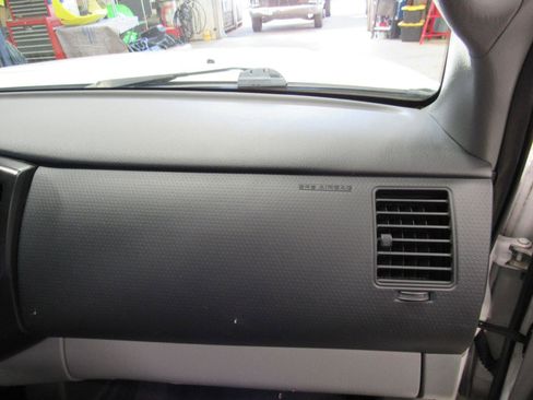 Used 2013 Toyota Tacoma 2WD Regular Cab image 21