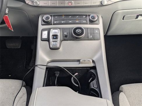 Used 2021 Hyundai Palisade SE image 17