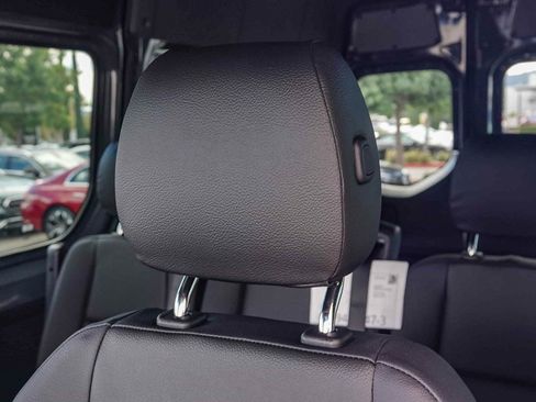 New 2025 Mercedes-Benz Sprinter 2500 image 25