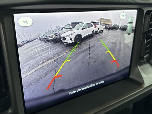 New 2025 Ford Bronco Badlands image 25