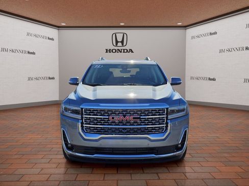 Used 2023 GMC Acadia Denali w/ Denali Technology Package image 2