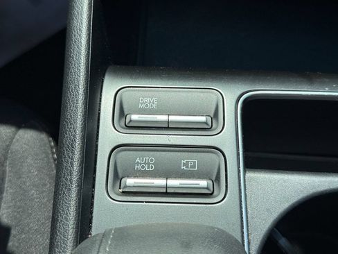 Used 2025 Hyundai Sonata SEL FWD image 46