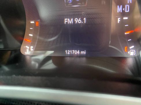 Used 2016 Dodge Challenger SXT Plus image 25