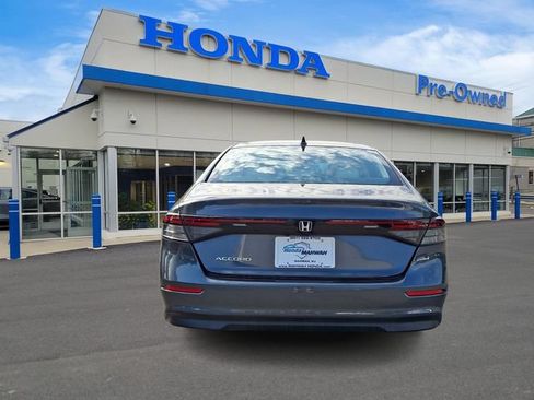 Used 2023 Honda Accord EX image 5