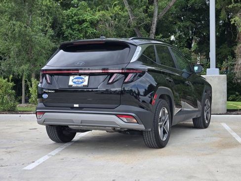 Used 2025 Hyundai Tucson SEL FWD image 8