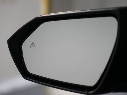 Used 2024 Hyundai Elantra SE image 22