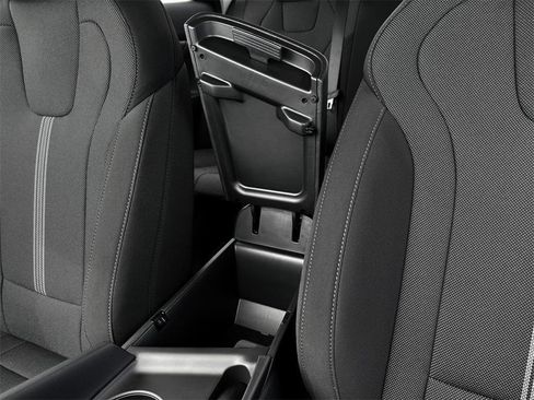 New 2025 Hyundai Elantra SE w/ Cargo Package image 18