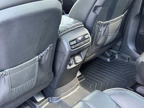 Used 2023 Hyundai Palisade Limited AWD/4WD image 28
