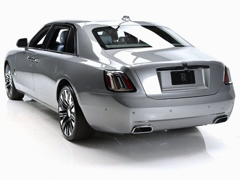 New 2026 Rolls-Royce Ghost Extended Wheelbase image 2