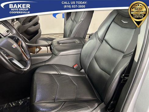 Used 2019 Cadillac Escalade Premium Luxury w/ LPO, Radiant Package image 21