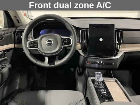 Used 2026 Volvo XC90 B6 Plus w/ Protection Package Premier AWD/4WD image 16