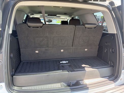 Used 2018 Chevrolet Tahoe Premier AWD/4WD image 16