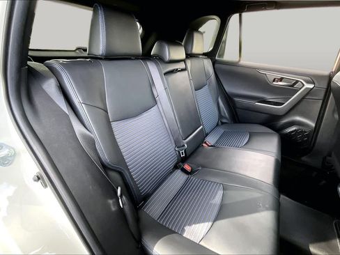 Used 2022 Toyota RAV4 XSE AWD/4WD image 20