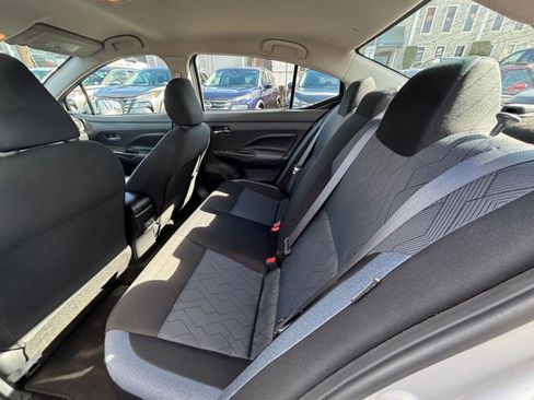 Used 2025 Nissan Versa SV FWD image 23