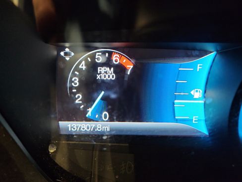 Used 2017 Ford Expedition XLT w/ Equipment Group 201A image 7