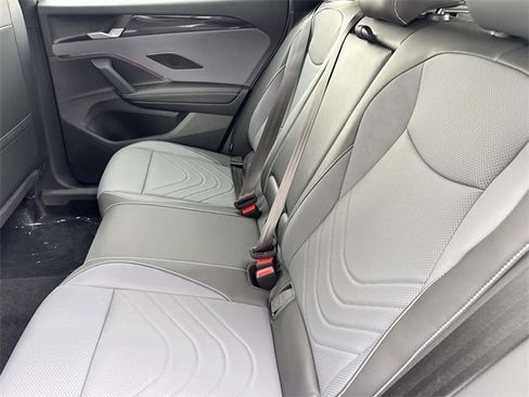 New 2026 Volkswagen Tiguan SE R-Line image 22