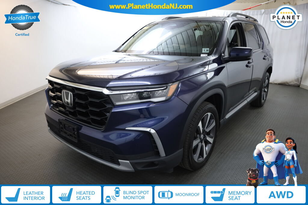 Certified 2025 Honda Pilot Touring image 1