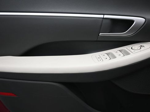 Used 2024 Hyundai Sonata SEL FWD image 18