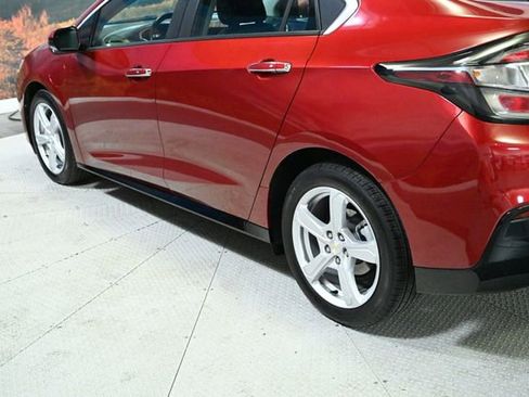 Used 2018 Chevrolet Volt LT w/ LT Driver Confidence Package image 7