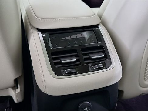 New 2026 Volvo XC90 T8 Ultra w/ Protection Package Premier AWD/4WD image 27