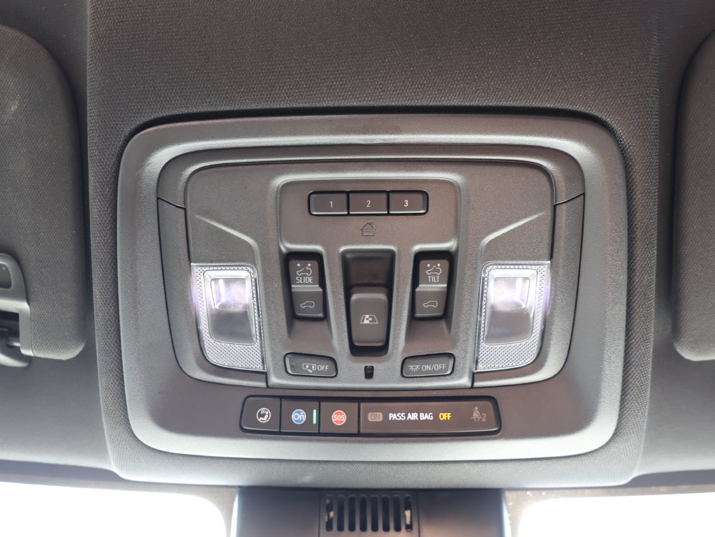 Used 2024 GMC Sierra 2500 AT4 w/ AT4 Premium Plus Package AWD/4WD image 34
