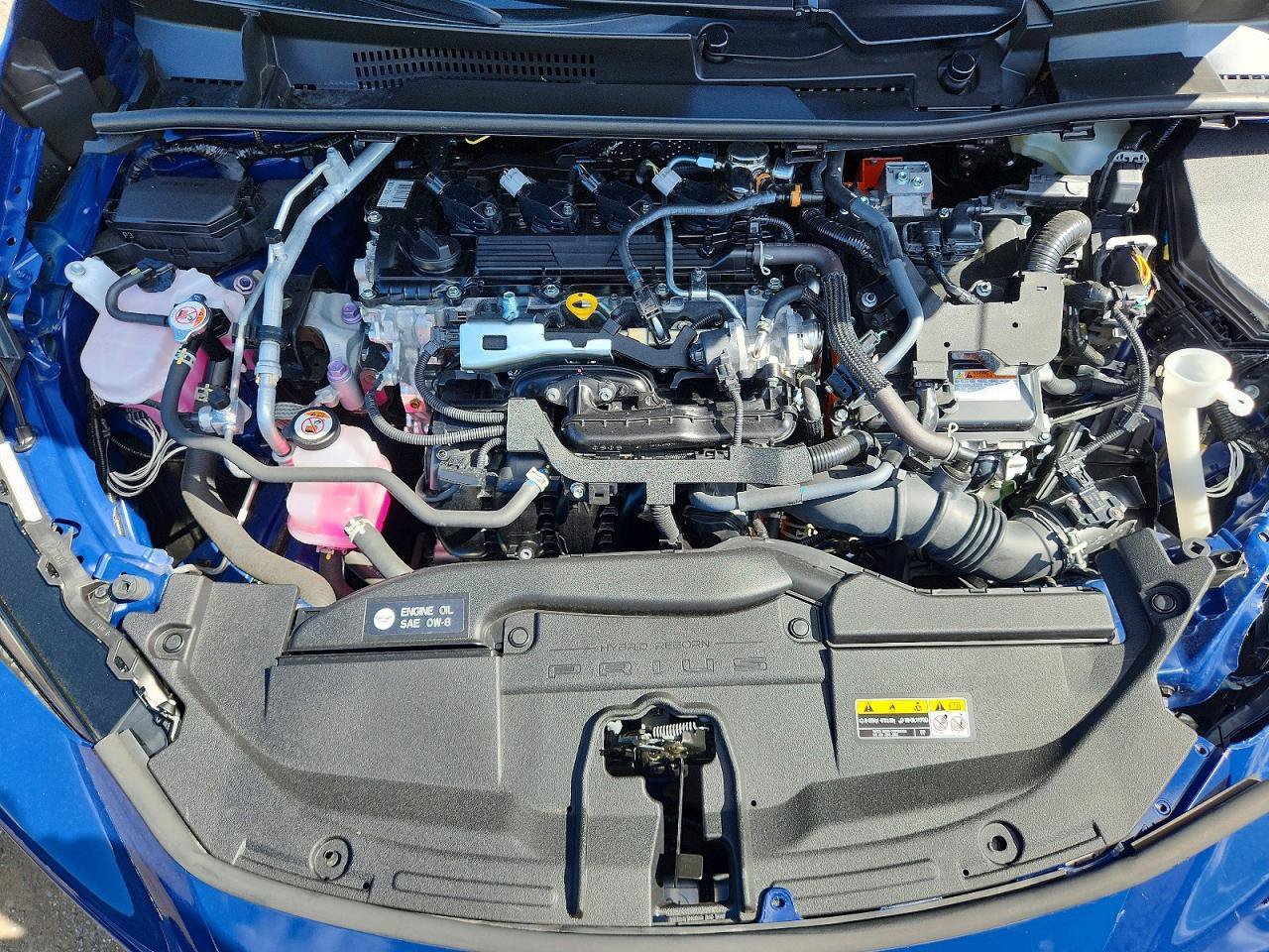 Used 2026 Toyota Prius LE FWD image 9
