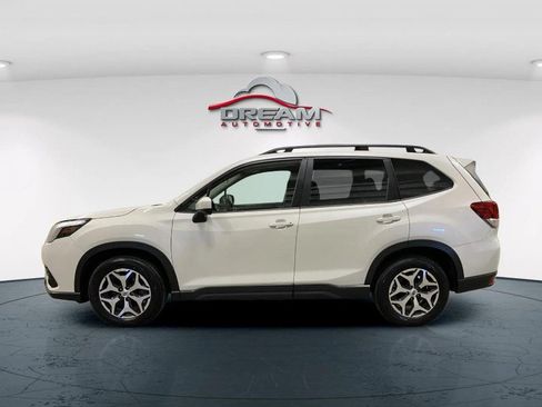 Used 2023 Subaru Forester Premium AWD/4WD image 17