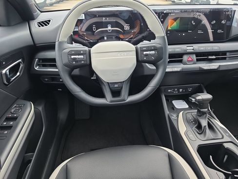New 2026 Kia K4 EX FWD image 13