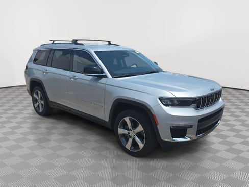 Used 2021 Jeep Grand Cherokee L Limited RWD image 2