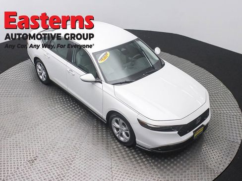 Used 2023 Honda Accord LX image 3