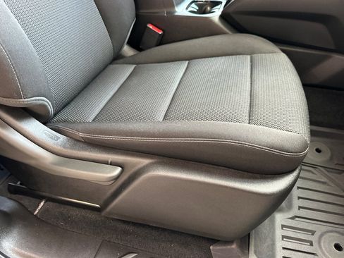 Used 2024 Chevrolet Colorado LT w/ LT Convenience Package image 22