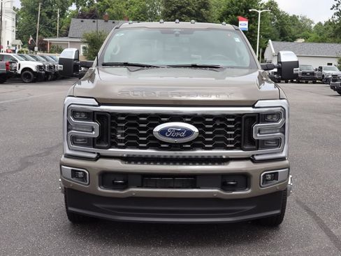 New 2026 Ford F350 Platinum w/ Platinum Plus Package AWD/4WD image 17