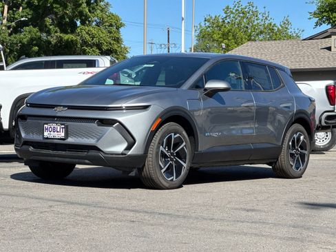 New 2026 Chevrolet Equinox EV LT image 7
