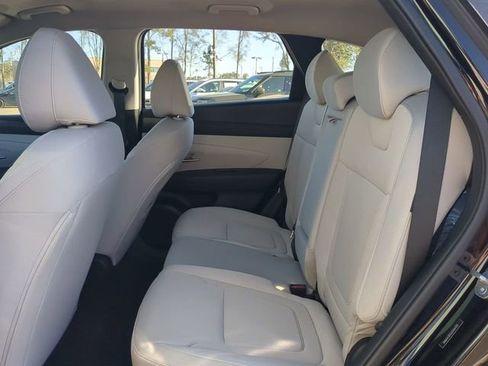 New 2025 Hyundai Tucson SE image 13