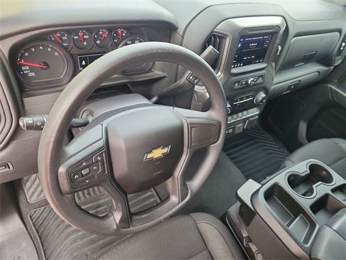 Used 2025 Chevrolet Silverado 1500 Custom image 10