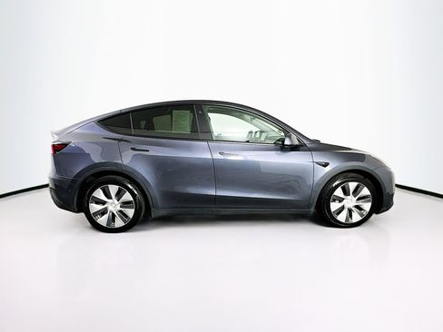 Used 2021 Tesla Model Y Long Range AWD/4WD image 10