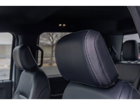 Used 2024 Ford F150 Lariat w/ FX4 Off-Road Package image 17