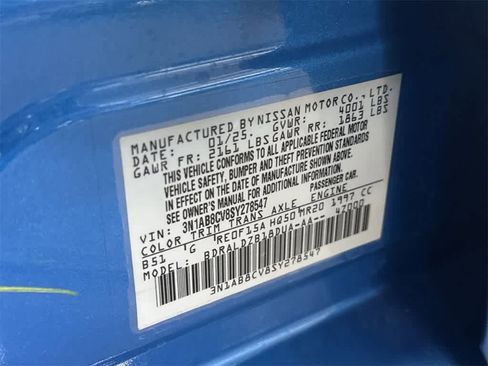 Used 2025 Nissan Sentra SV image 29