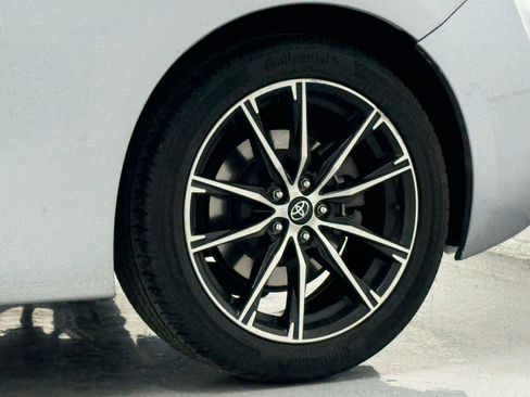 Used 2017 Toyota 86 image 37