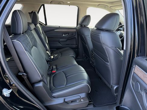 New 2026 Honda Pilot Elite image 18
