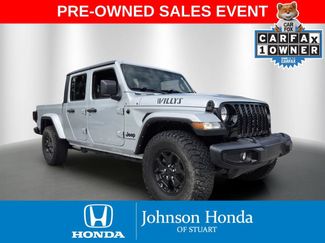 Used 2022 Jeep Gladiator Sport AWD/4WD video 1