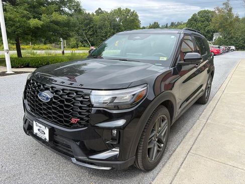 New 2026 Ford Explorer ST AWD/4WD image 3