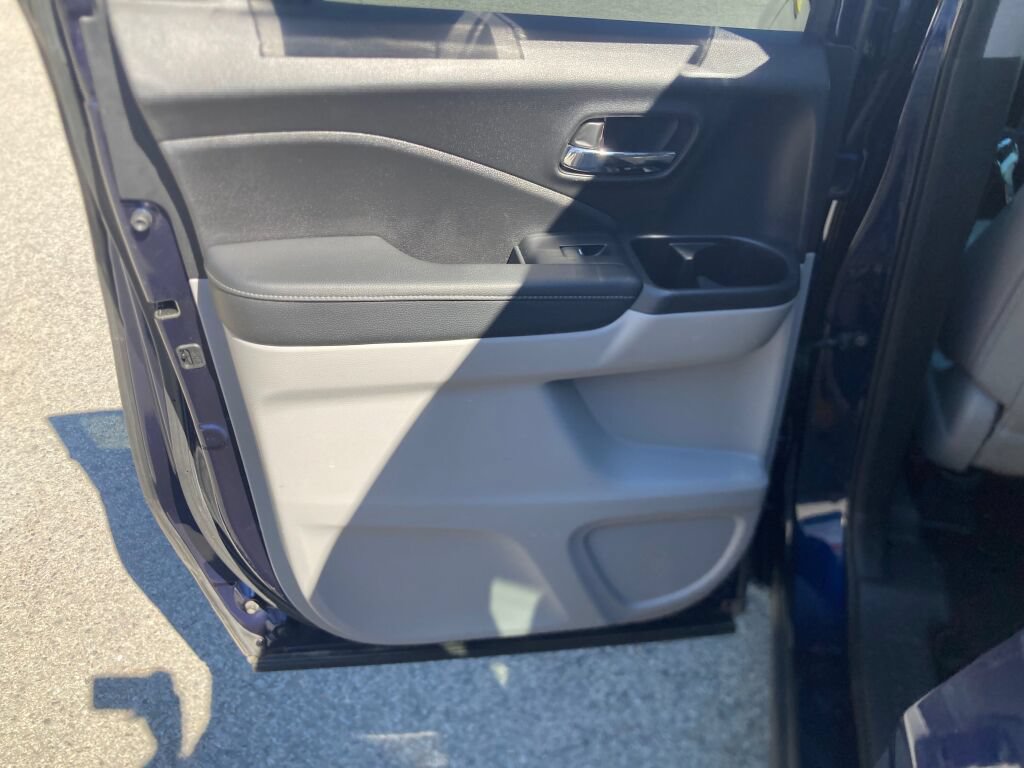 Used 2019 Honda Ridgeline RTL-E image 16