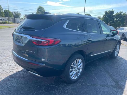 Used 2019 Buick Enclave Essence FWD image 9