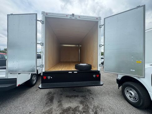 New 2025 Ford F450 XL image 5