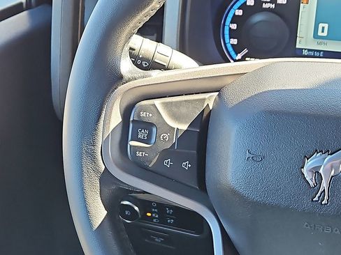 Used 2024 Ford Bronco Big Bend image 21