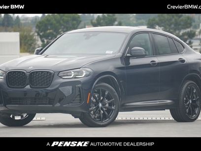 New 2025 BMW X4 xDrive30i w/ Premium Package